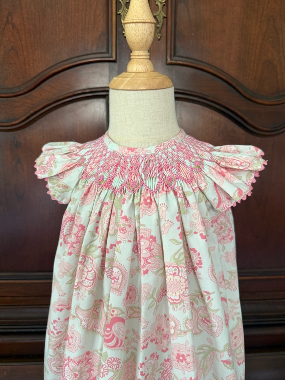 Shrimp & Grits Pink Floral Smocked Bishop Dress 12M Boutique Easter Spring - Picture 2 of 8